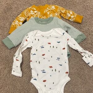 3mo Adorable Kids Bodysuit Set in White, Green, and Yellow
